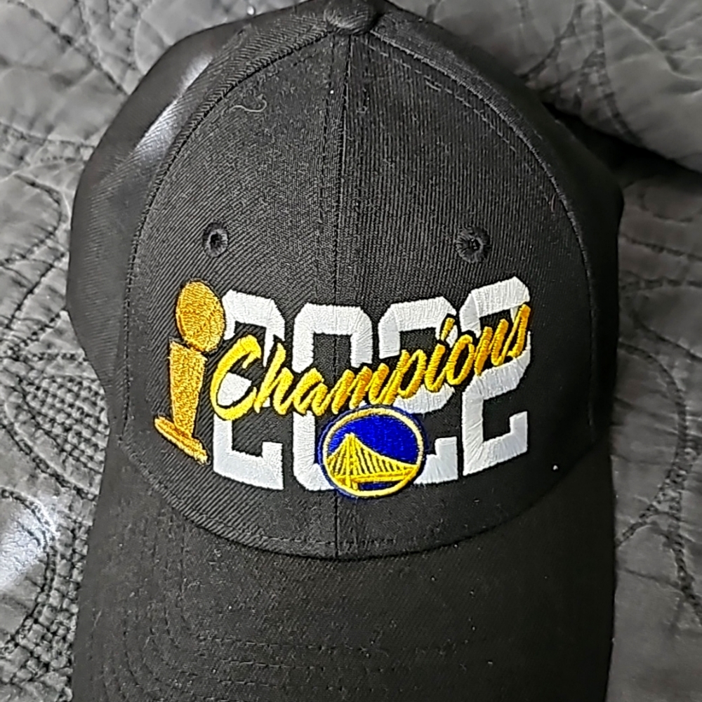 Mens Golden State Warriors 2022 Championship baseball cap